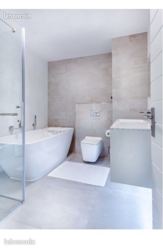 protégez vos travaux avec une assurance rénovation salle de bain. découvrez les garanties essentielles pour sécuriser votre chantier et éviter les mauvaises surprises lors de la rénovation de votre salle de bain.