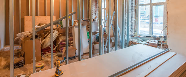 découvrez le coût d'installation d'une plaque de plâtre : tarifs moyens, facteurs influençant le prix, conseils pour estimer votre budget et bien choisir vos artisans. toutes les infos pour réussir vos travaux !