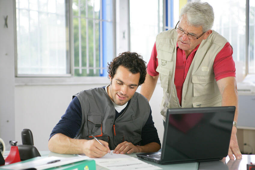 découvrez tout ce qu'il faut savoir sur les coûts de rénovation électrique : estimation des prix, facteurs influents et conseils pour réussir vos travaux en toute sécurité.