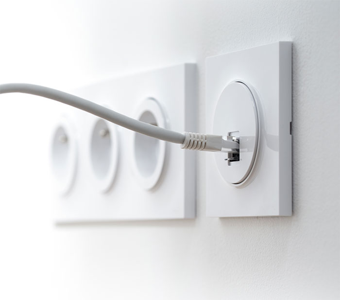 bénéficiez d'un diagnostic électrique à chaville réalisé par des experts certifiés. sécurisez votre installation, assurez-vous de la conformité et évitez les risques électriques dans votre logement ou local professionnel.