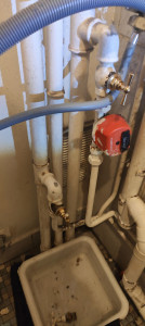 besoin d'un plombier à courbevoie ? dépannage rapide et efficace pour toutes vos urgences plomberie : fuites, canalisations, chauffe-eau. intervention 7j/7.