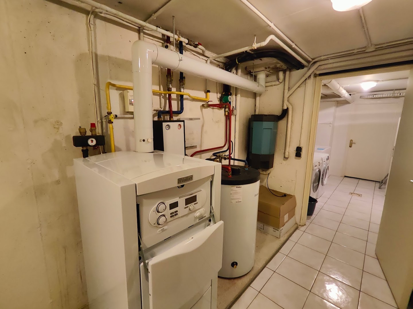 trouvez un plombier qualifié à la garenne-colombes pour tous vos besoins en plomberie : dépannages, installations, réparations de fuites et devis rapides. intervention professionnelle 7j/7.