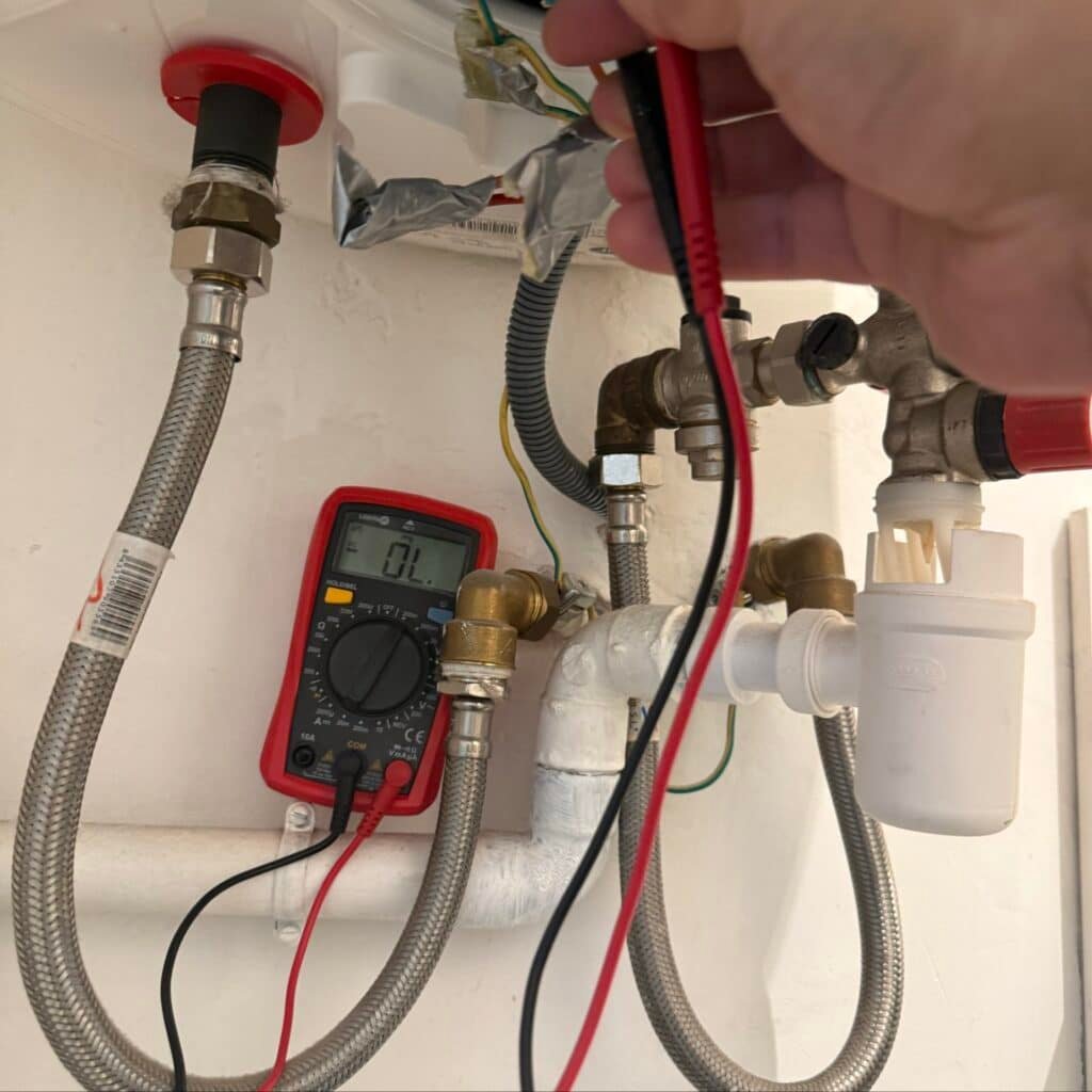 trouvez un plombier fiable à la garenne-colombes pour vos urgences, dépannages et installations. intervention rapide, tarifs transparents et service de qualité.