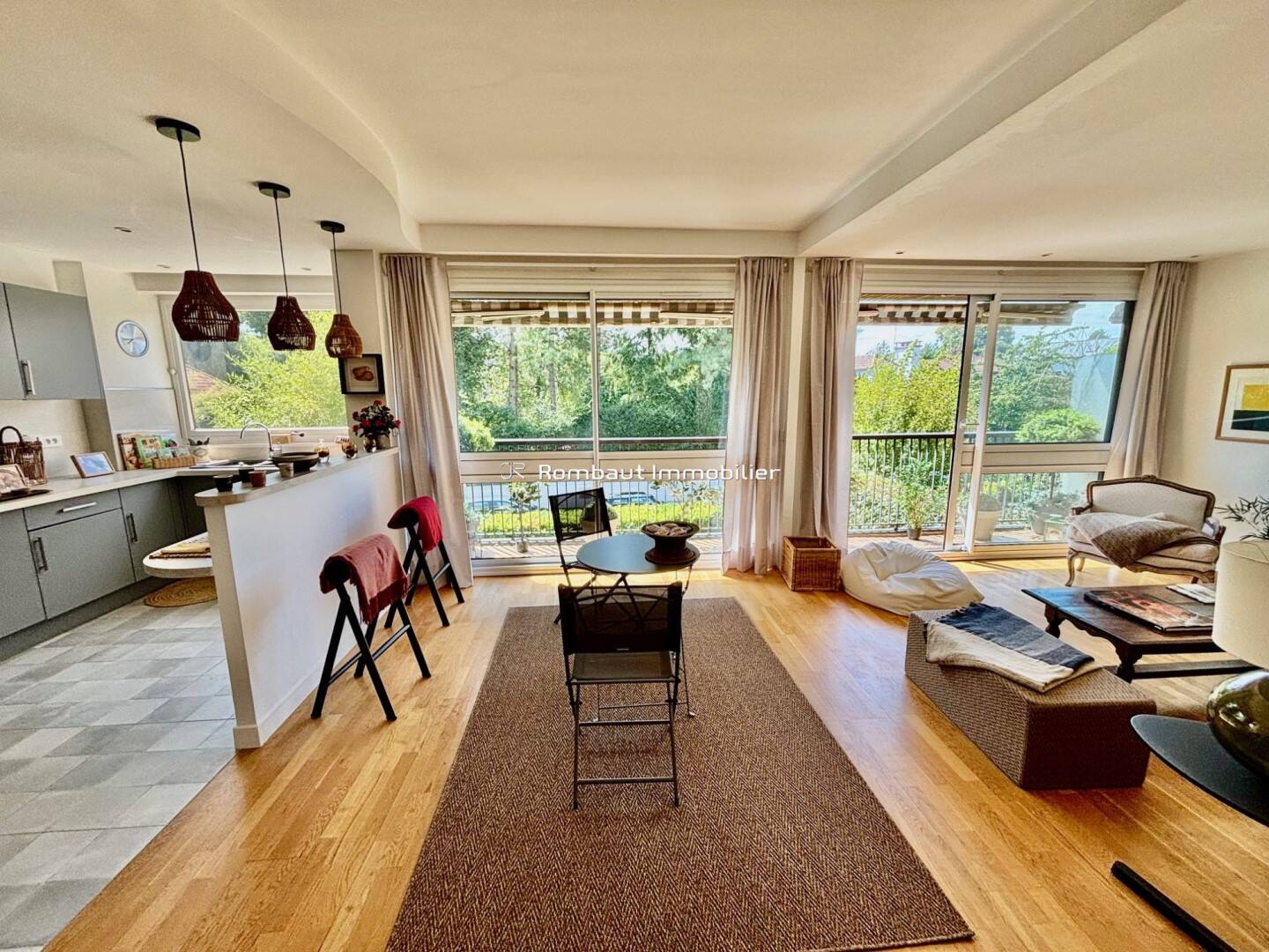 confiez la rénovation de votre appartement à vaucresson à des experts. améliorez confort, esthétique et valeur de votre bien grâce à un accompagnement personnalisé et des travaux de qualité.