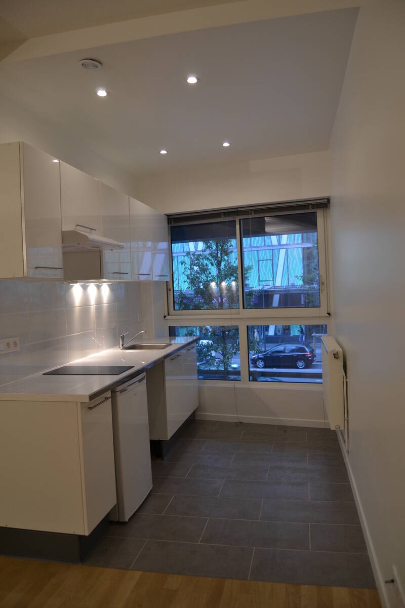 confiez la rénovation de votre cuisine à arcueil à des experts ! découvrez nos solutions sur-mesure pour moderniser et optimiser votre espace avec des matériaux de qualité et un accompagnement personnalisé.