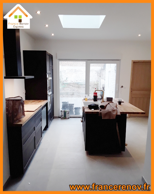 donnez un nouveau souffle à votre cuisine à vanves grâce à nos services de rénovation sur mesure. design moderne, matériaux de qualité et accompagnement complet pour votre projet.