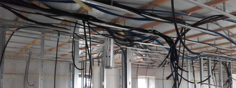 découvrez nos conseils et services pour la rénovation électrique de votre logement : sécurité, conformité, mise aux normes, installation de nouveaux équipements et devis personnalisé.