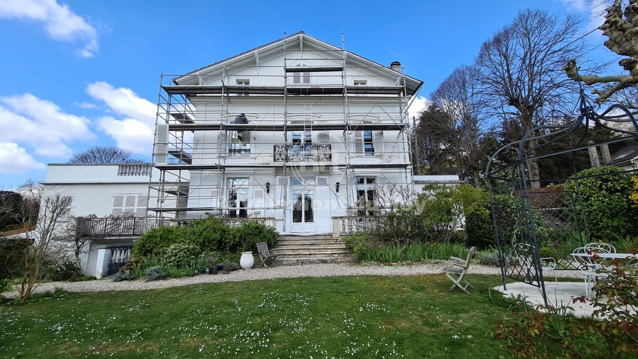 confiez vos travaux à un expert en rénovation à ville-d'avray. bénéficiez de conseils personnalisés et d'un accompagnement professionnel pour transformer votre habitation selon vos envies.