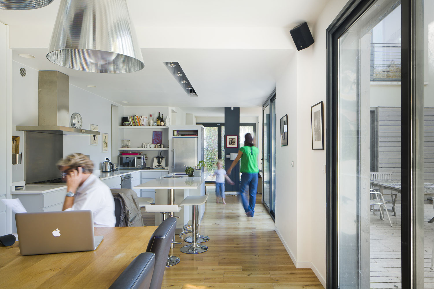 transformez votre intérieur à suresnes avec nos services de rénovation sur mesure. expertise, qualité et accompagnement personnalisé pour sublimer votre habitat.