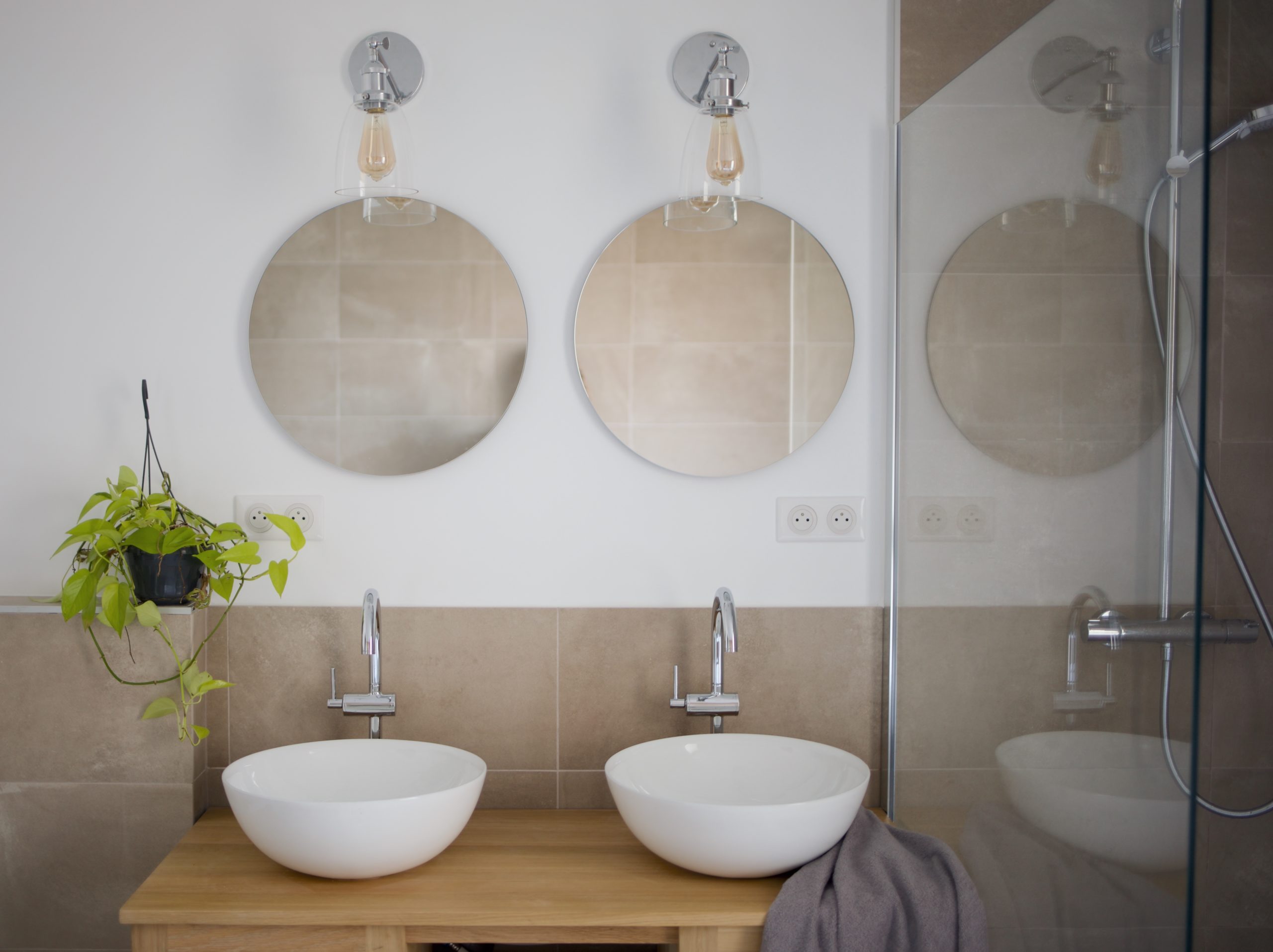 confiez la rénovation de votre salle de bain à bagneux à des experts. obtenez une salle de bain moderne, fonctionnelle et adaptée à vos besoins grâce à nos services professionnels sur mesure.