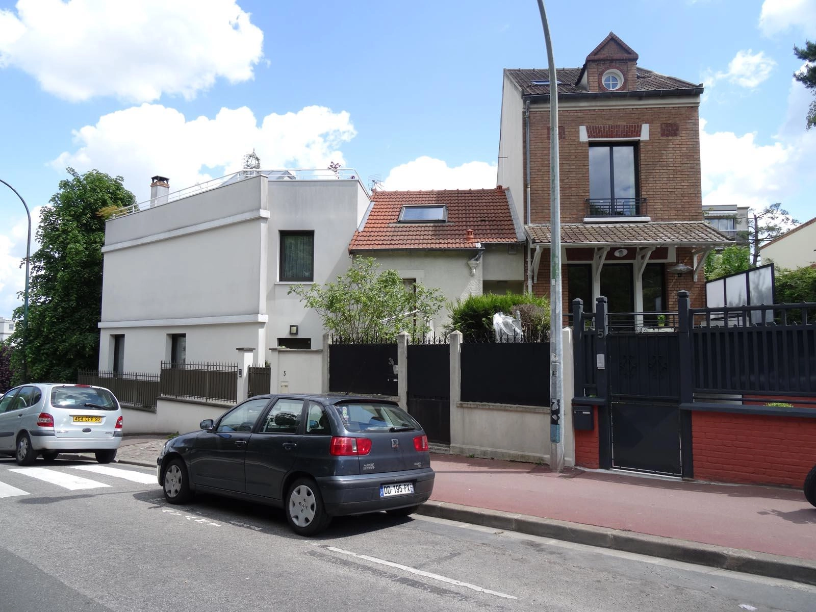 découvrez nos services de rénovation à suresnes 92150 : travaux de qualité, accompagnement personnalisé et devis gratuit pour rénover votre maison ou appartement en toute confiance.