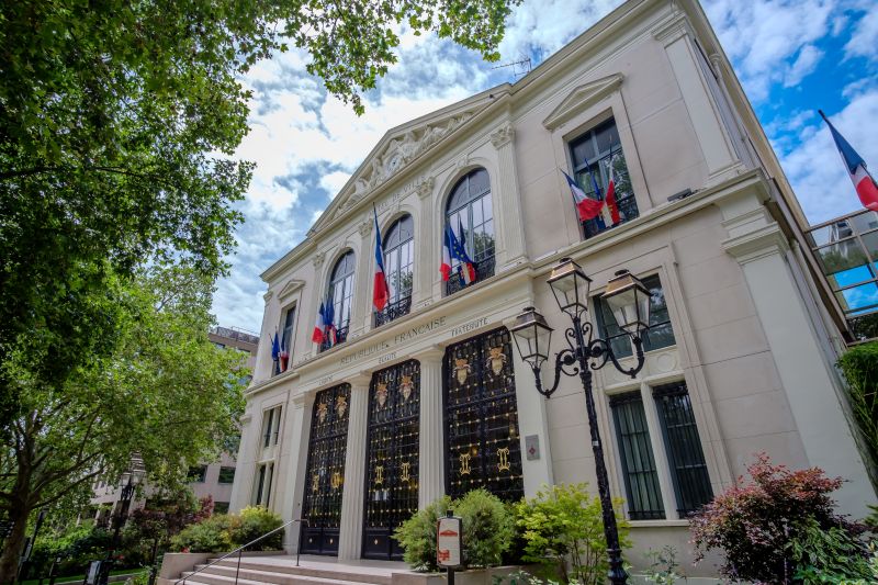 besoin d’un serrurier en urgence à courbevoie ? intervention rapide 24h/24 et 7j/7 pour ouverture de porte, changement de serrure ou dépannage. professionnalisme et tarifs transparents.