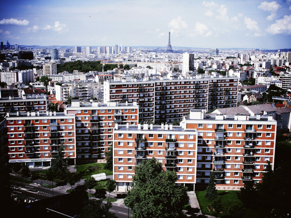 découvrez cet appartement exceptionnel à malakoff : un bien rare alliant confort, modernité et emplacement idéal, proche de toutes commodités. ne manquez pas cette opportunité unique !