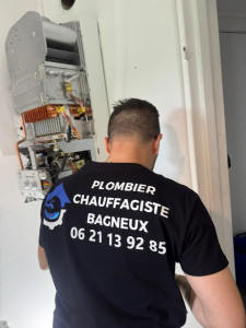 service professionnel de débouchage de canalisation à arcueil. intervention rapide et efficace pour tous types de canalisations encombrées. contactez-nous dès maintenant !
