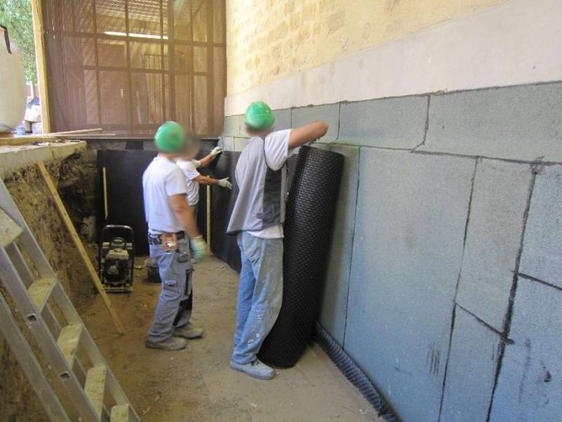 spécialistes en étanchéité des murs et des planchers à paris 9e, nous assurons une protection optimale contre l'humidité et les infiltrations pour votre habitat ou local professionnel.