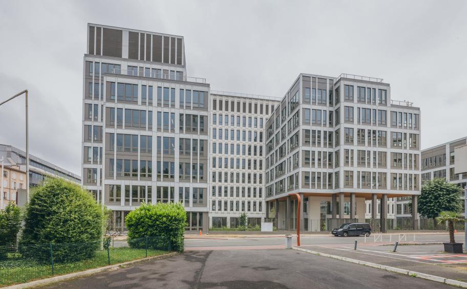 confiez la rénovation de votre appartement à montrouge en 2025 à des professionnels expérimentés. conseils personnalisés, travaux de qualité et accompagnement sur mesure pour valoriser votre bien.