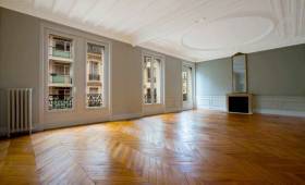 expert en rénovation d'appartements à sèvres, nous transformons votre intérieur avec qualité et savoir-faire. contactez-nous pour un devis personnalisé.