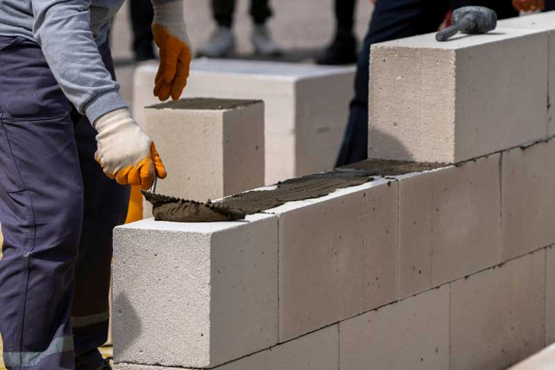 optez pour une rénovation écologique à garches : solutions durables, matériaux sains et économies d’énergie. transformez votre maison en respectant l’environnement grâce à nos experts locaux !