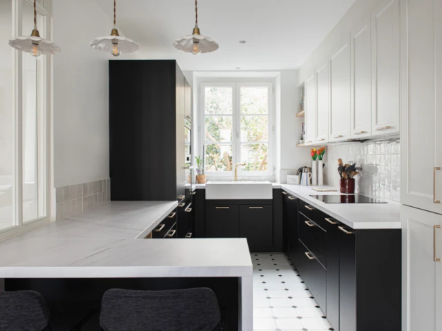 découvrez comment transformer un appartement à paris grâce à des idées et conseils pour optimiser l’espace, améliorer la décoration et valoriser votre bien immobilier.